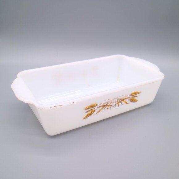 Anchor Hocking #409 Fire King Vintage Golden Wheat Milk Glass Baking Pan 1 Qt. - Picture 3 of 5